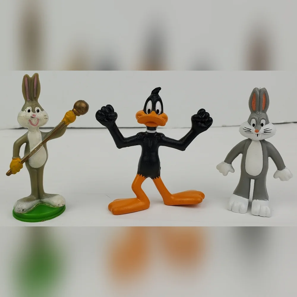 Looney Tunes Vintage Bugs Bunny Daffy Cake Toppers Plastic PVC Figures Lot of 3